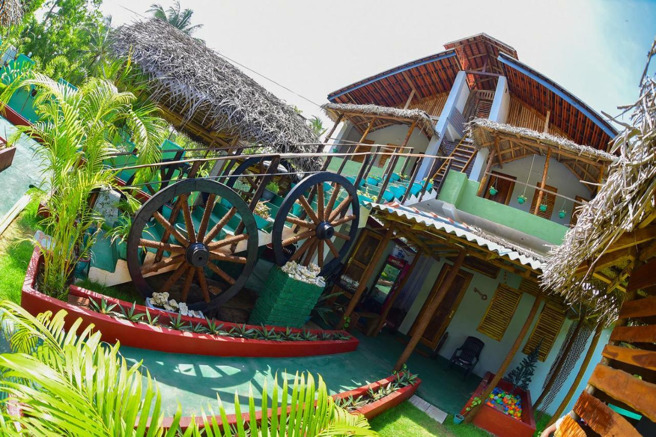 Neem Garden Guest House Batticaloa Esterno foto