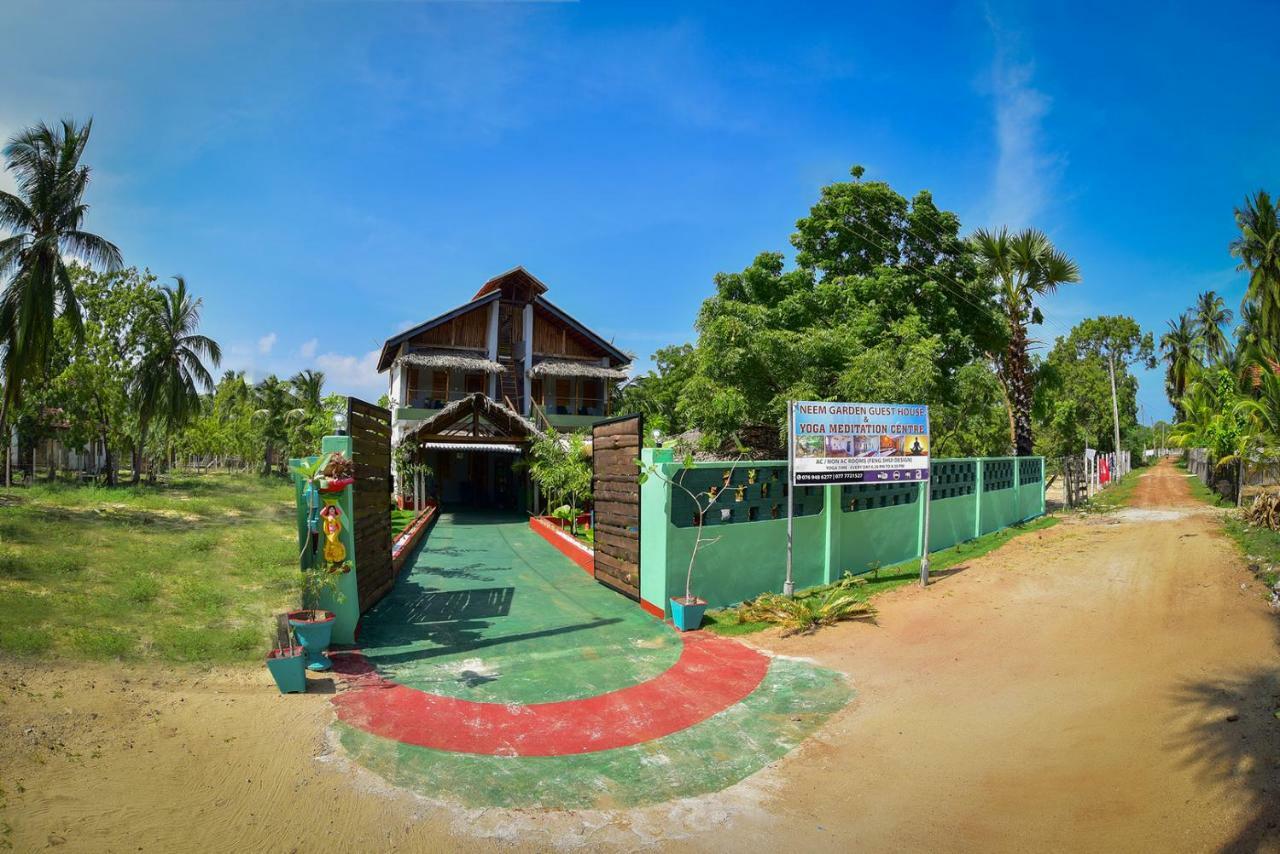Neem Garden Guest House Batticaloa Esterno foto