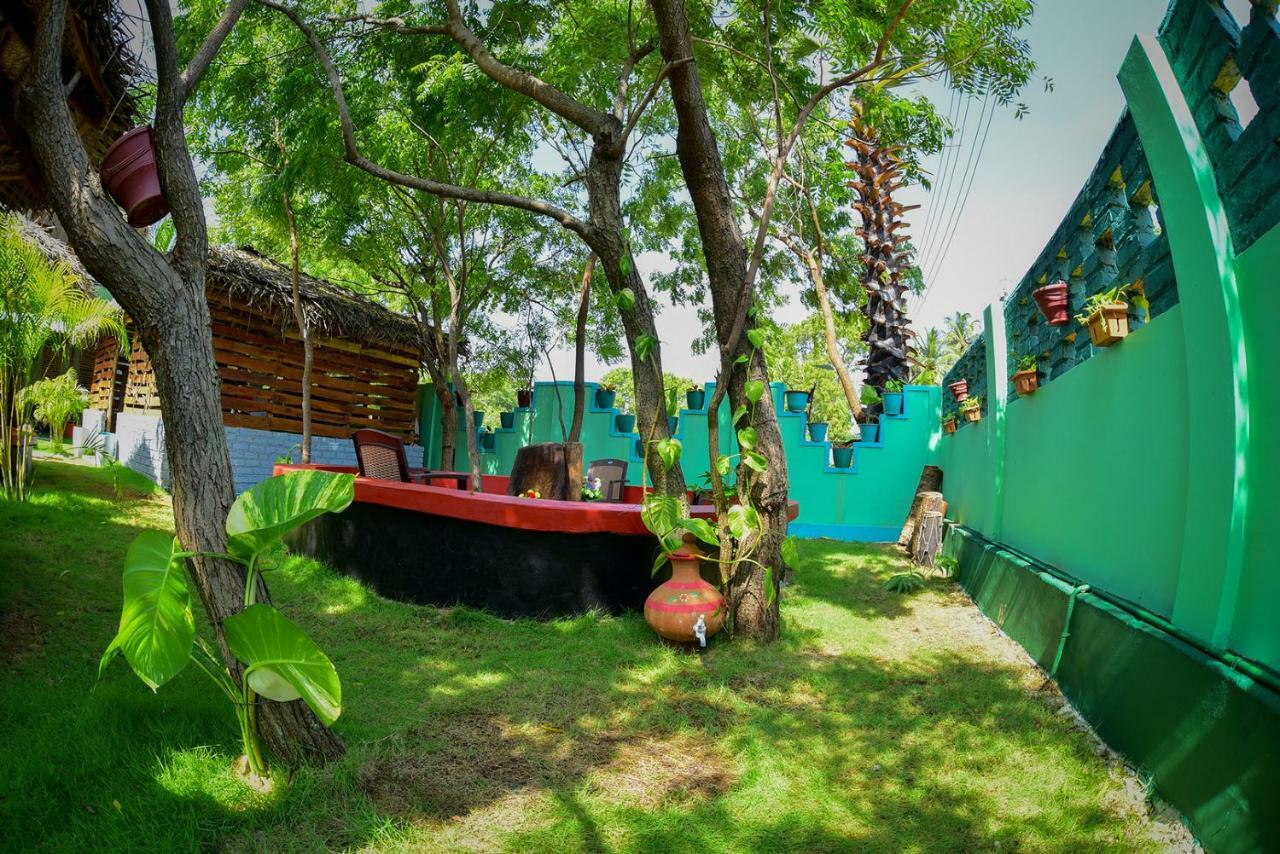 Neem Garden Guest House Batticaloa Esterno foto