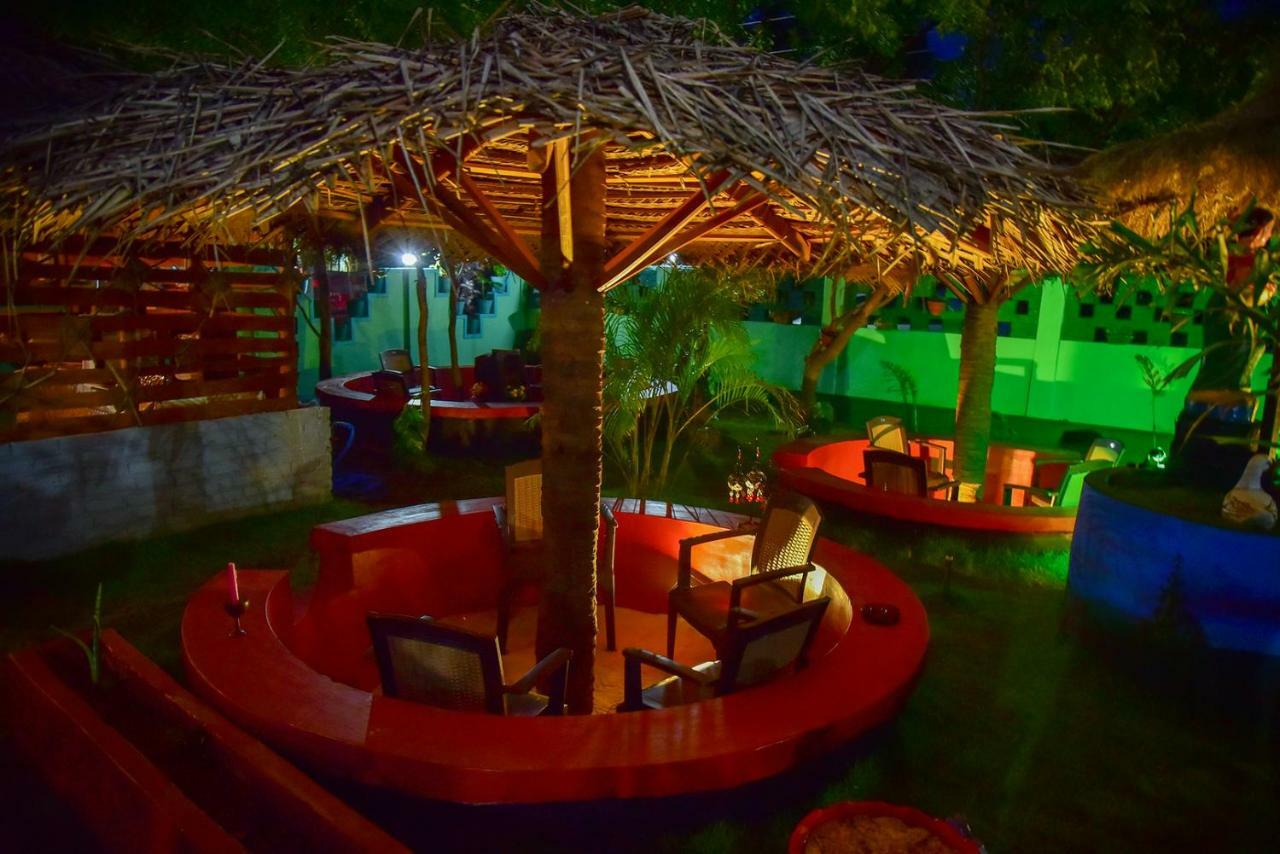 Neem Garden Guest House Batticaloa Esterno foto