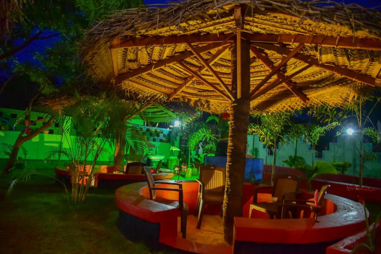 Neem Garden Guest House Batticaloa Esterno foto