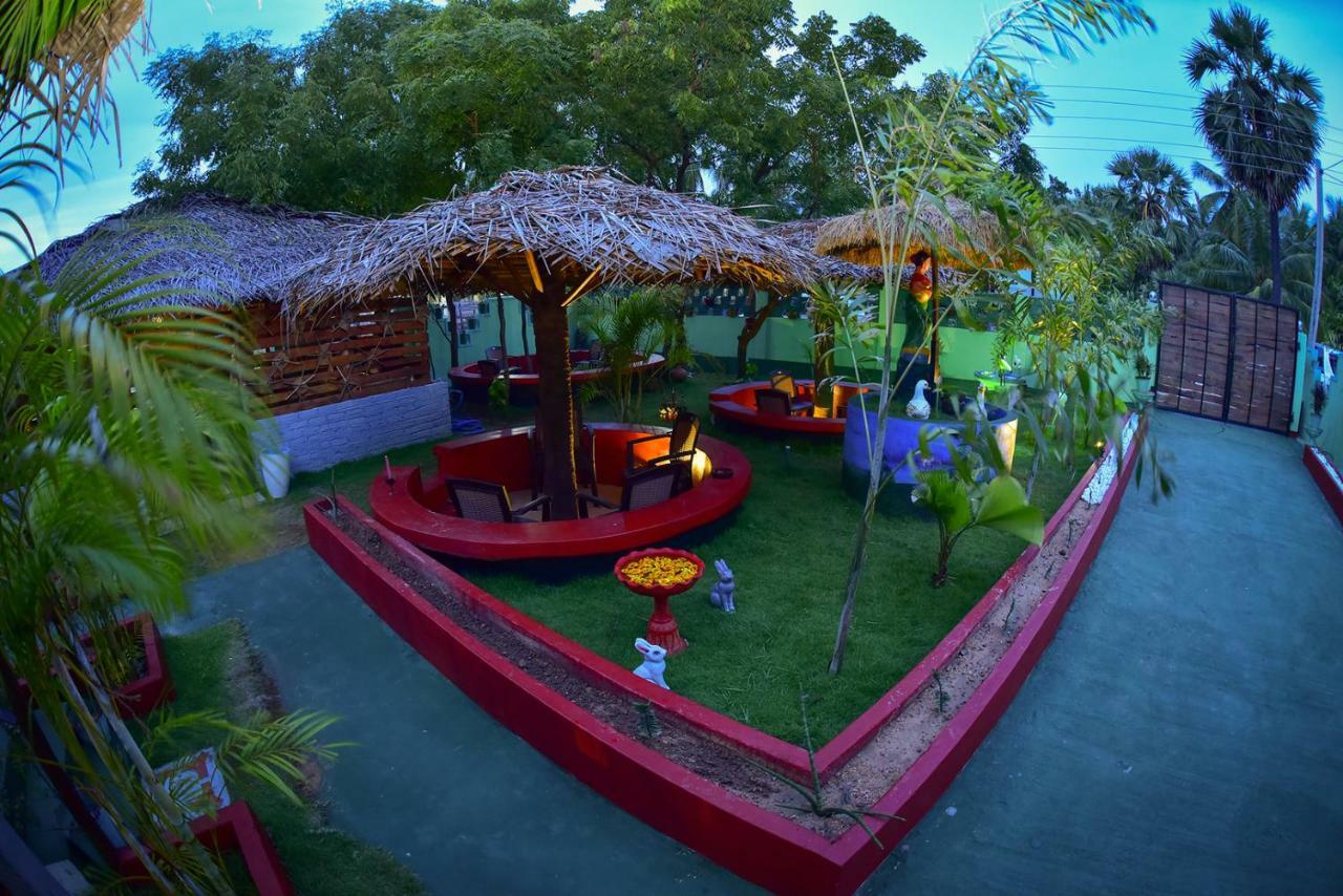 Neem Garden Guest House Batticaloa Esterno foto