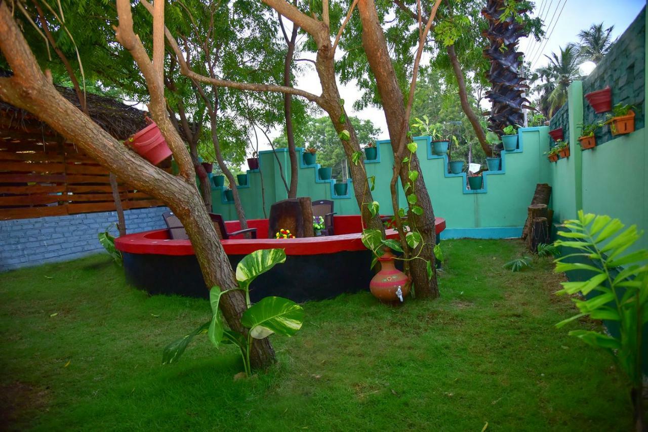 Neem Garden Guest House Batticaloa Esterno foto