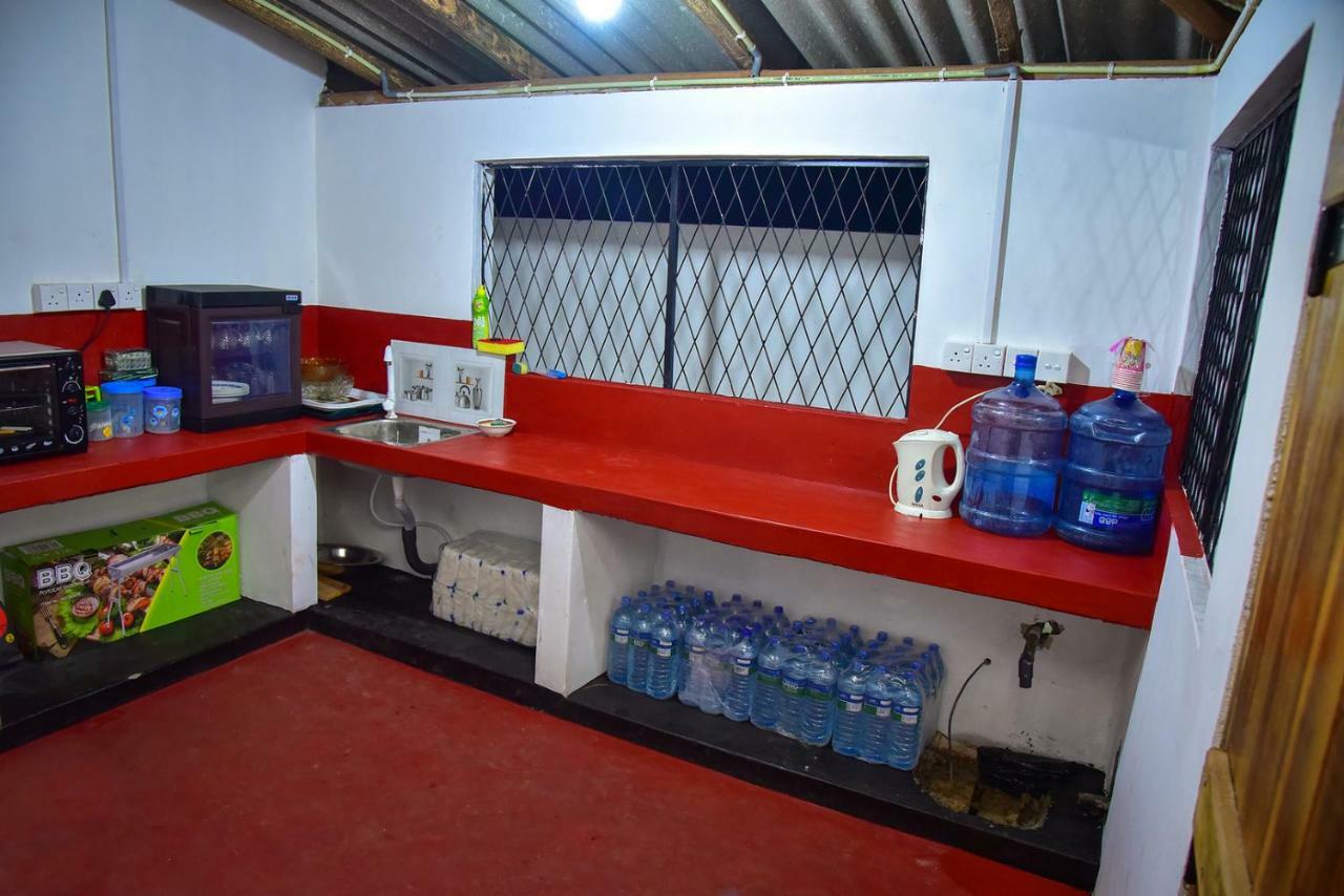 Neem Garden Guest House Batticaloa Esterno foto